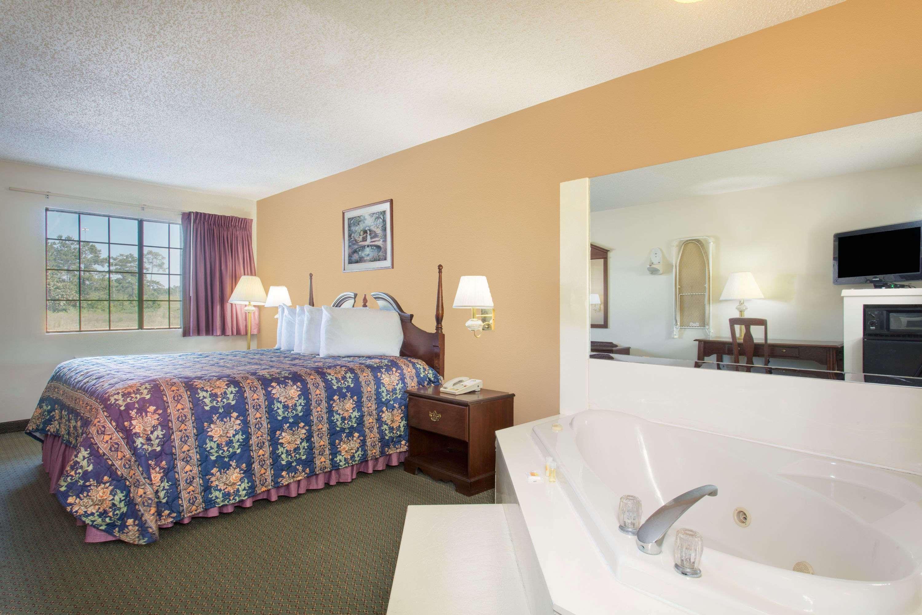 Days Inn By Wyndham Picayune Buitenkant foto